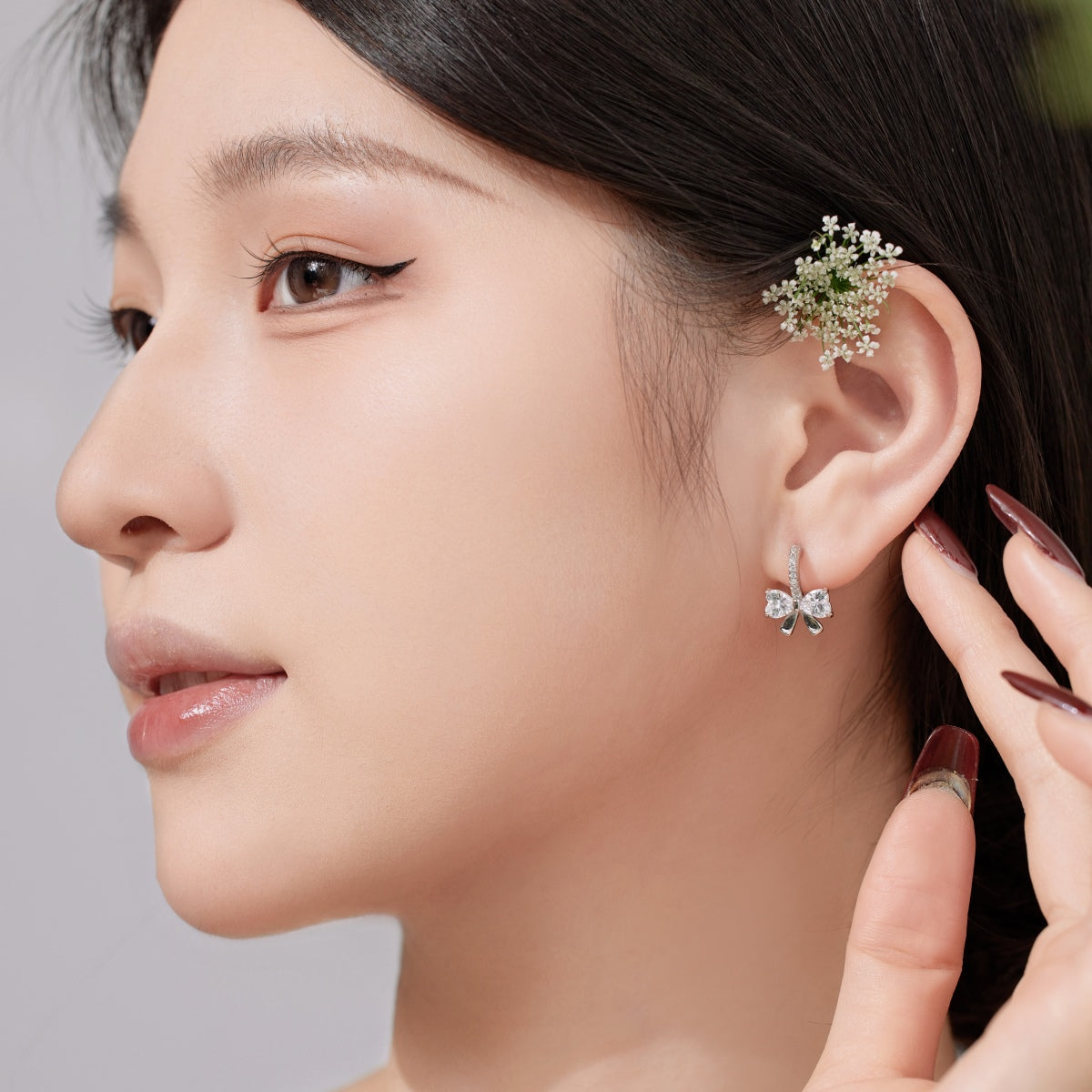 Pomuse – Exquisite Ohrringe mit herzförmigem Schleifendesign
