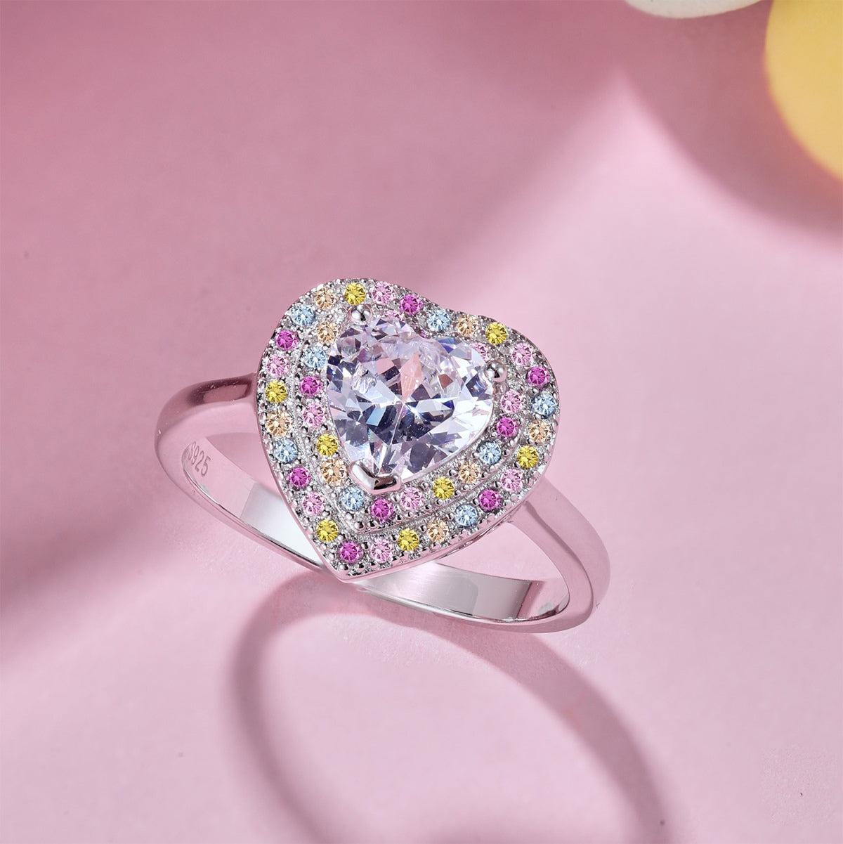 Pomuse Delicate Ebullient Heart Shape Wedding Ring