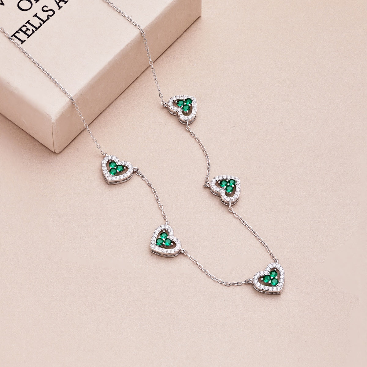 Pomuse Sparkling Five Heart Necklace
