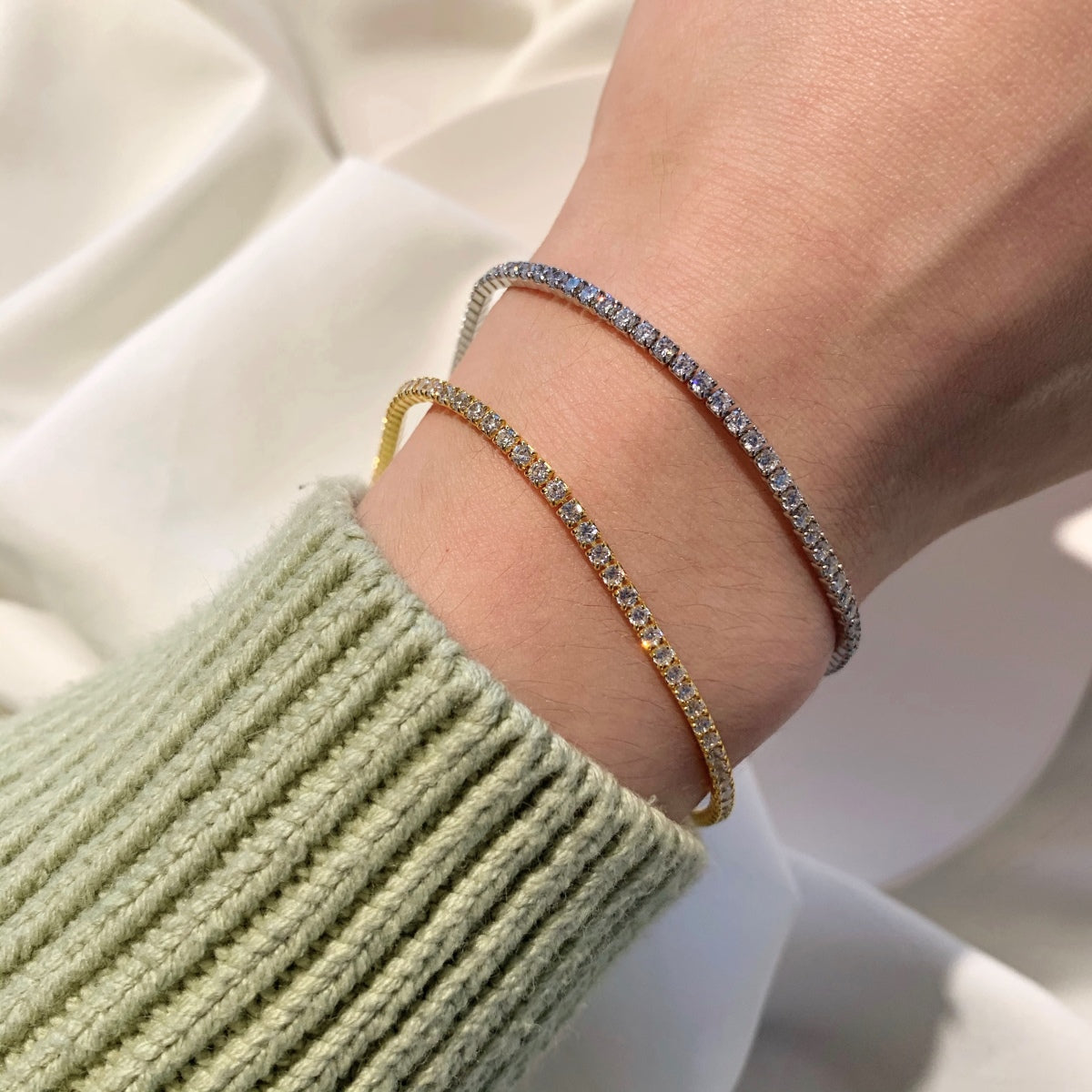 Pomuse Radiant Shinning Princess Cut Tennis Bracelet