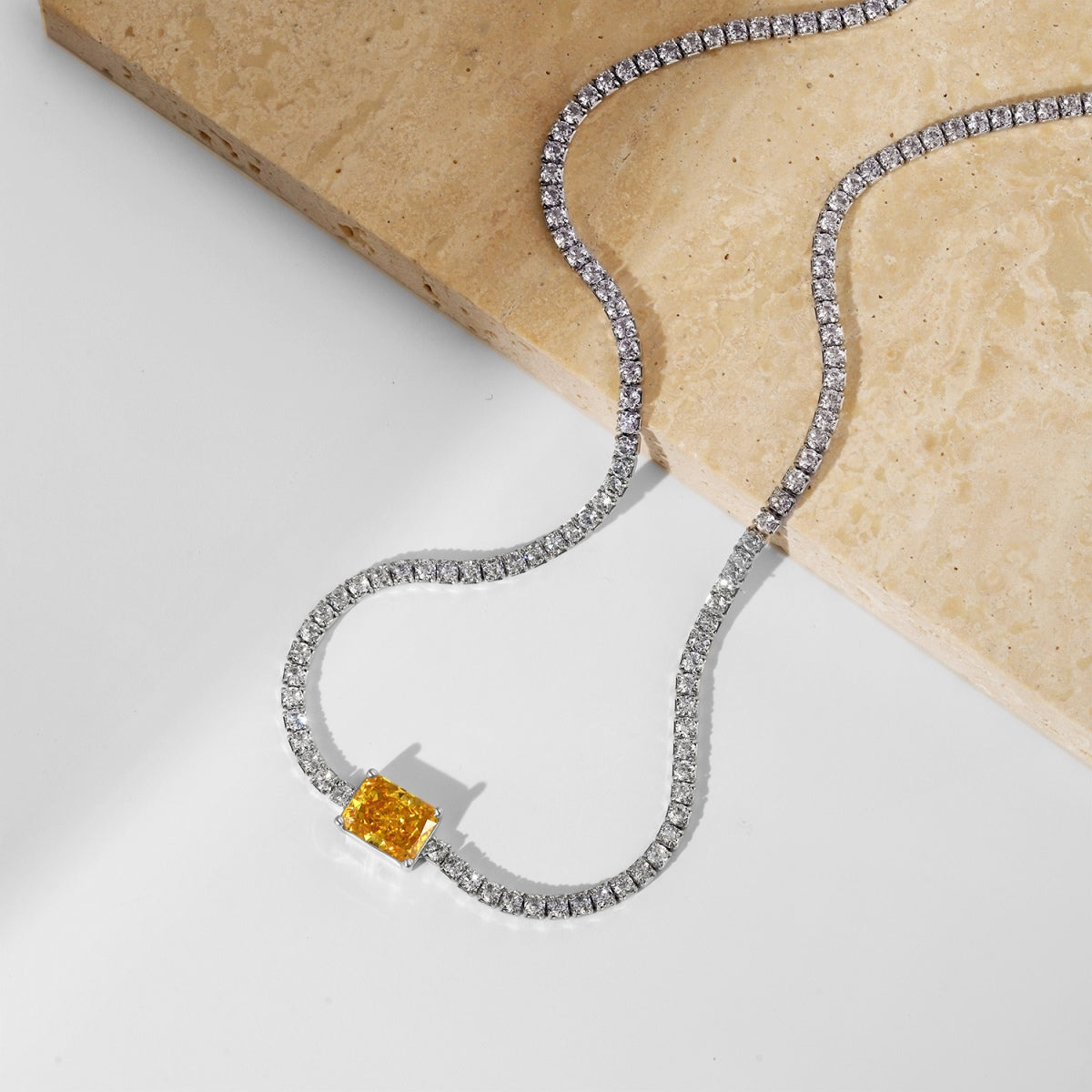 Pomuse 2.0 carat Ornate Emerald Cut Necklace