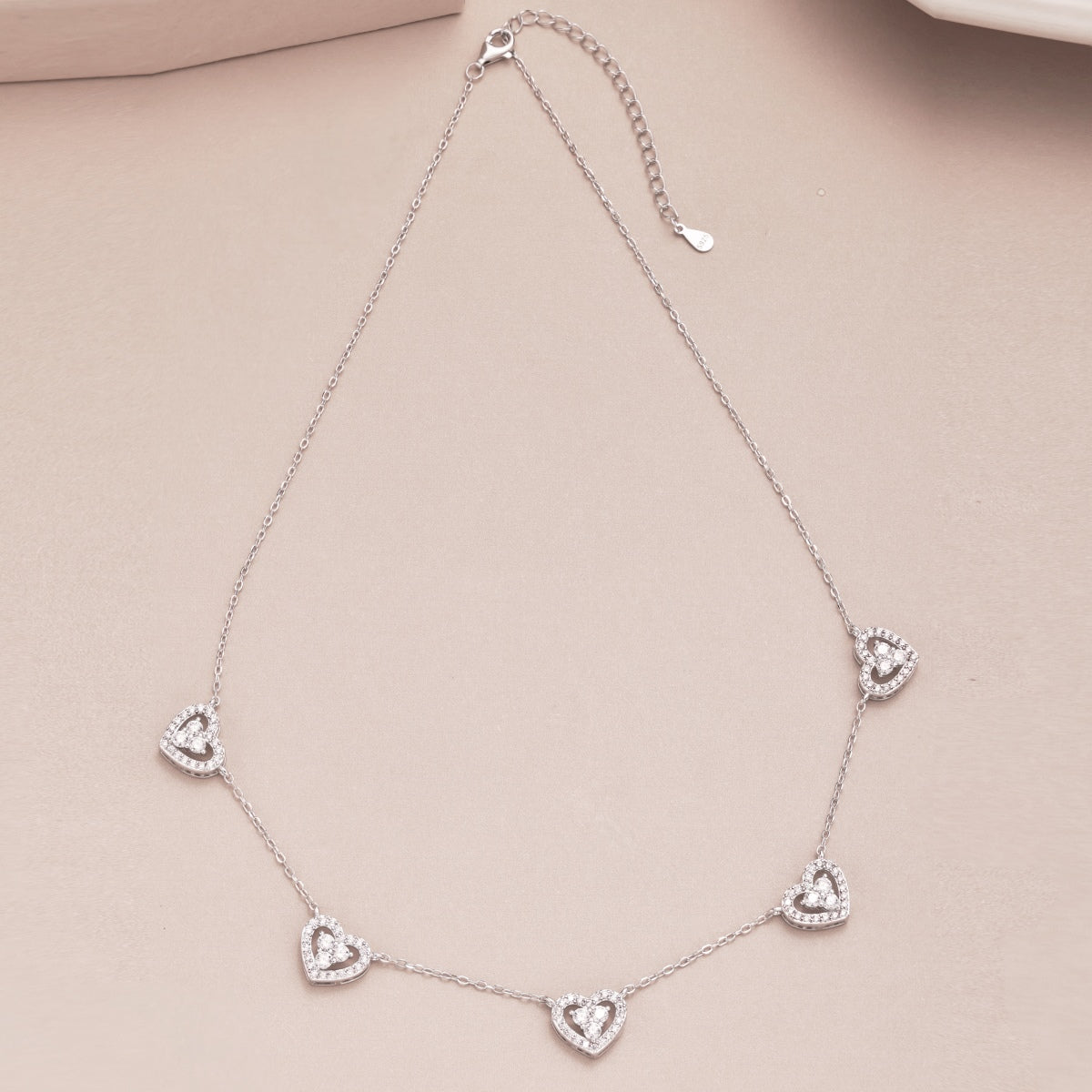 Pomuse Sparkling Five Heart Necklace