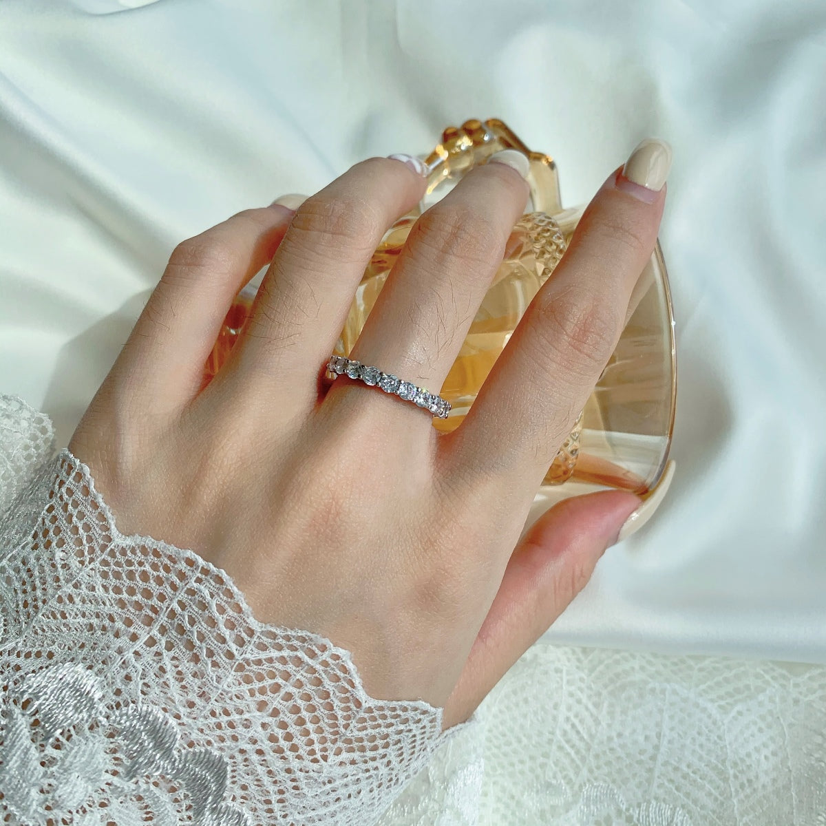 Pomuse Sparkling Round Cut Tennis Ring
