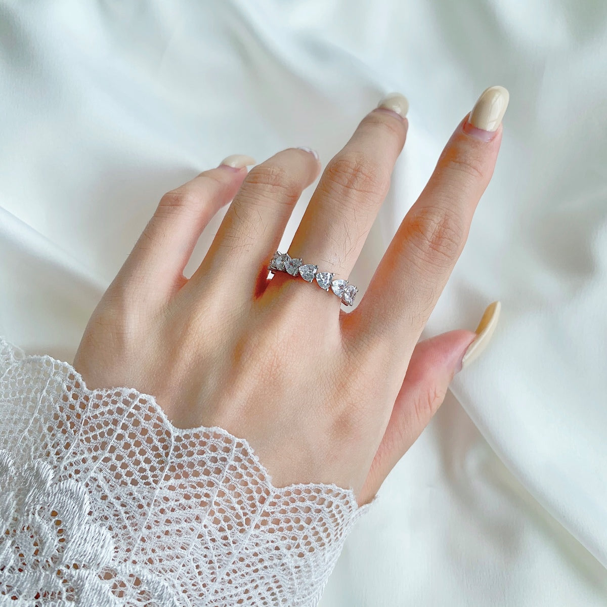 Pomuse 0.25 Carat Radiant Romance Heart Cut Lover Ring