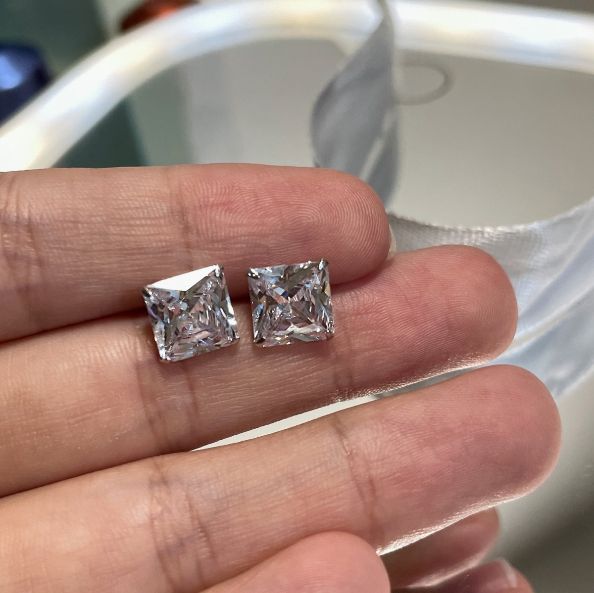 Pomuse Ornate Square Shape Earrings