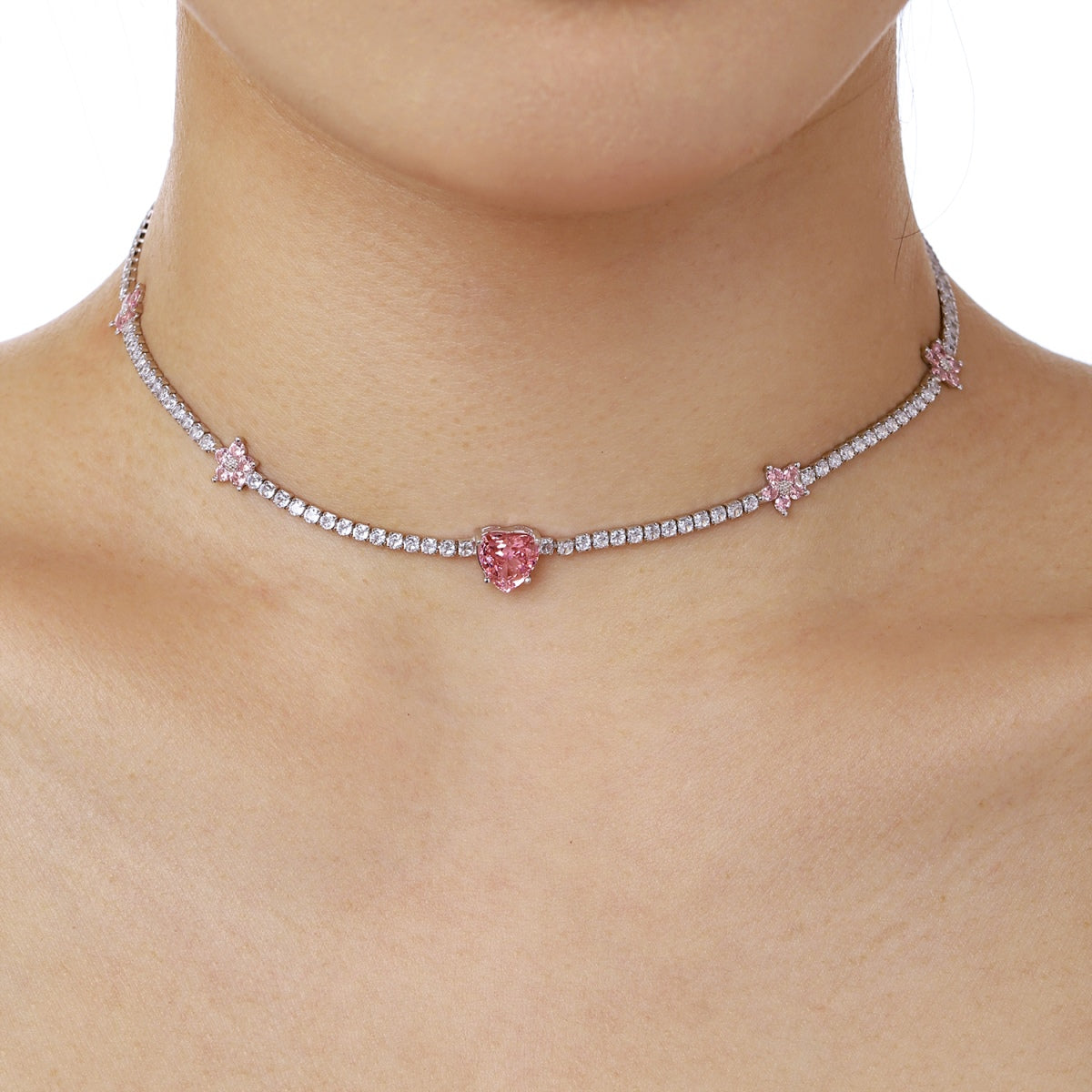 Pomuse Dazzling Pink Heart Flower Necklace