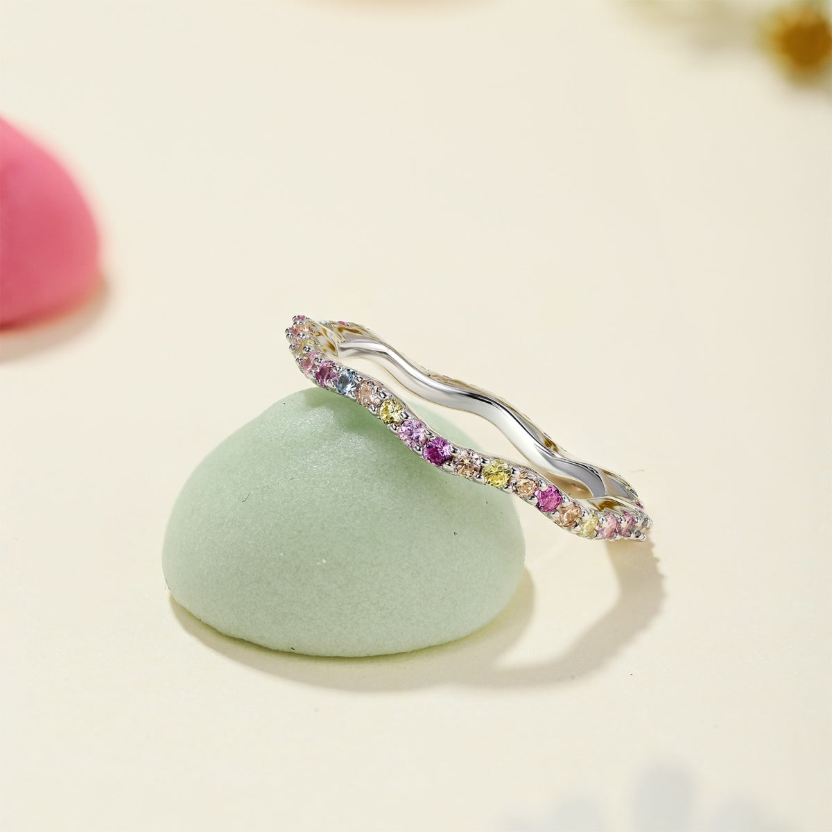 Pomuse Dainty Colorful Round Cut Party Ring