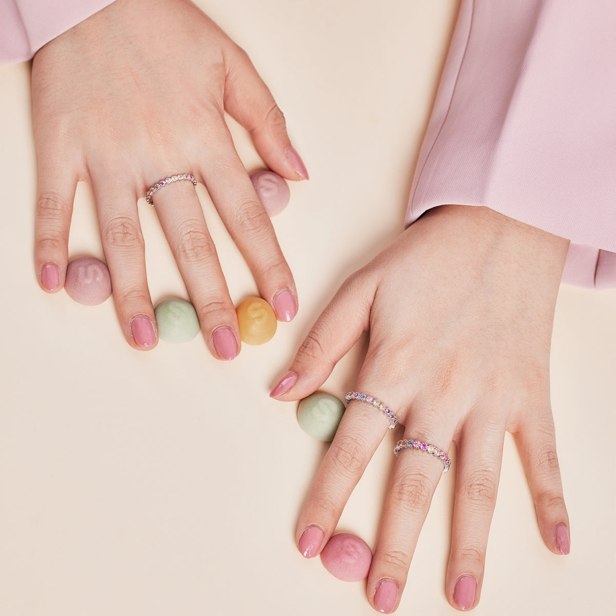 Pomuse Unique Scintillating Round Cut Daily Ring