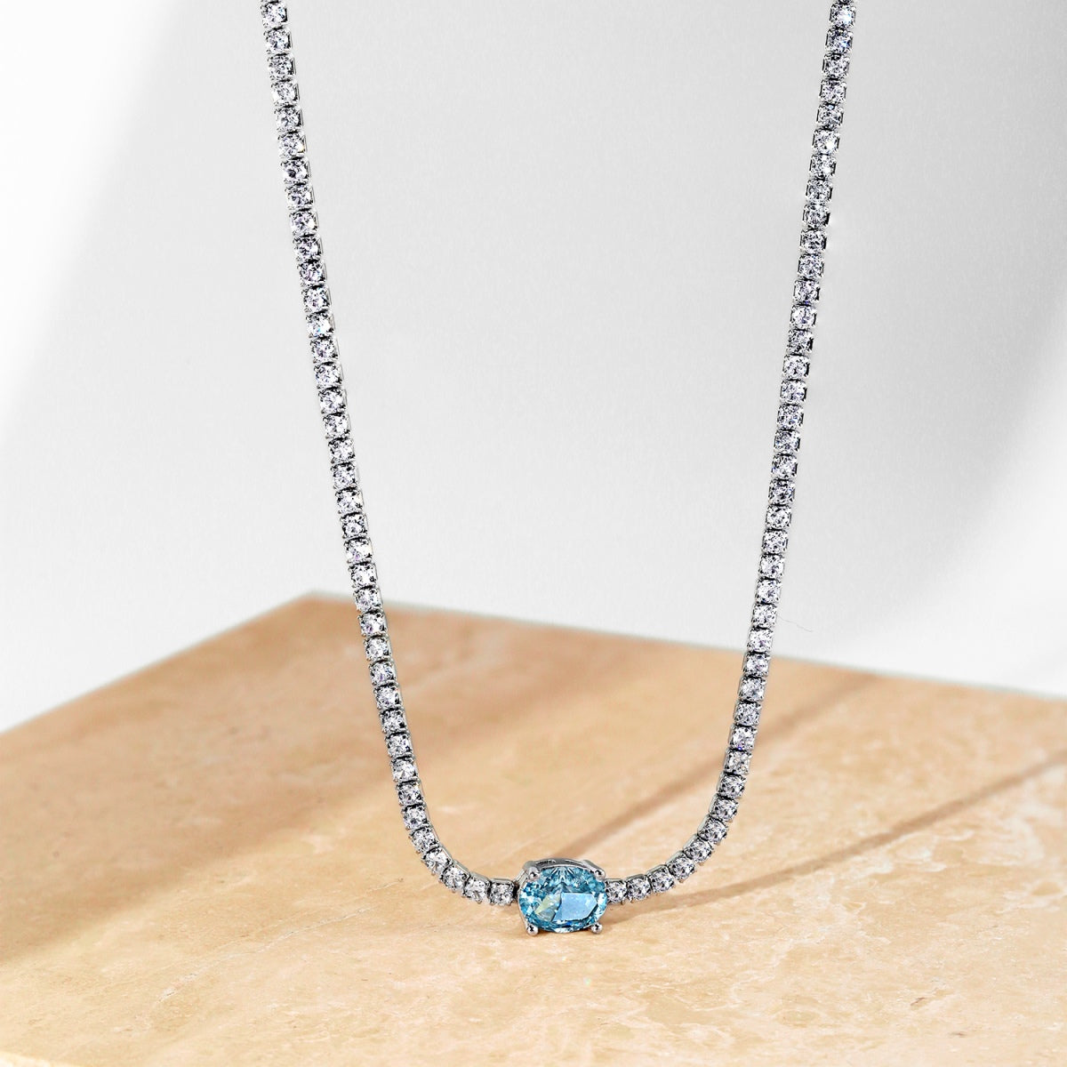Pomuse 1.0 Carat Shining Oval Cut Necklace