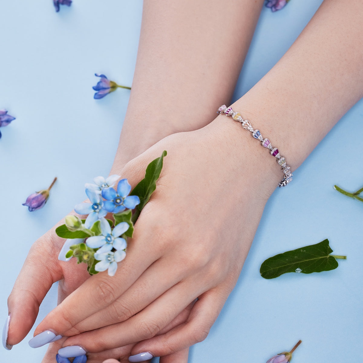 Pomuse Radiant Water Drop Shape Daily Bracelet