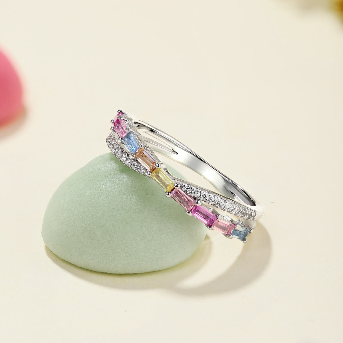 Pomuse Energetischer, eleganter Partyring im Radiantschliff