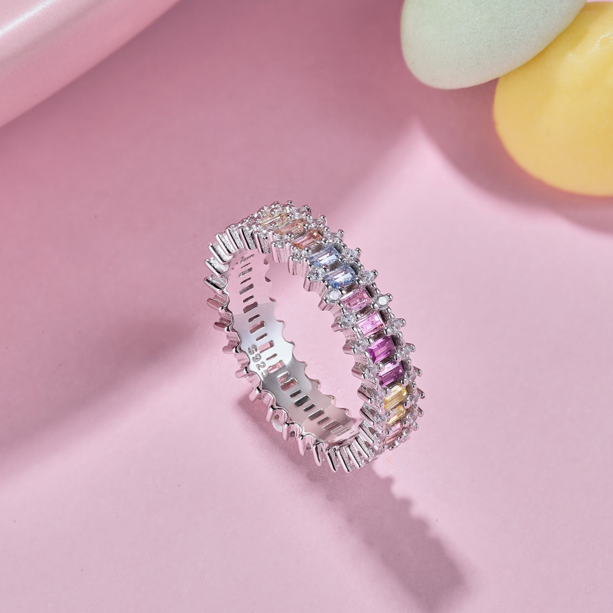 Pomuse Splashy Ornate Emerald Cut Cocktail Ring