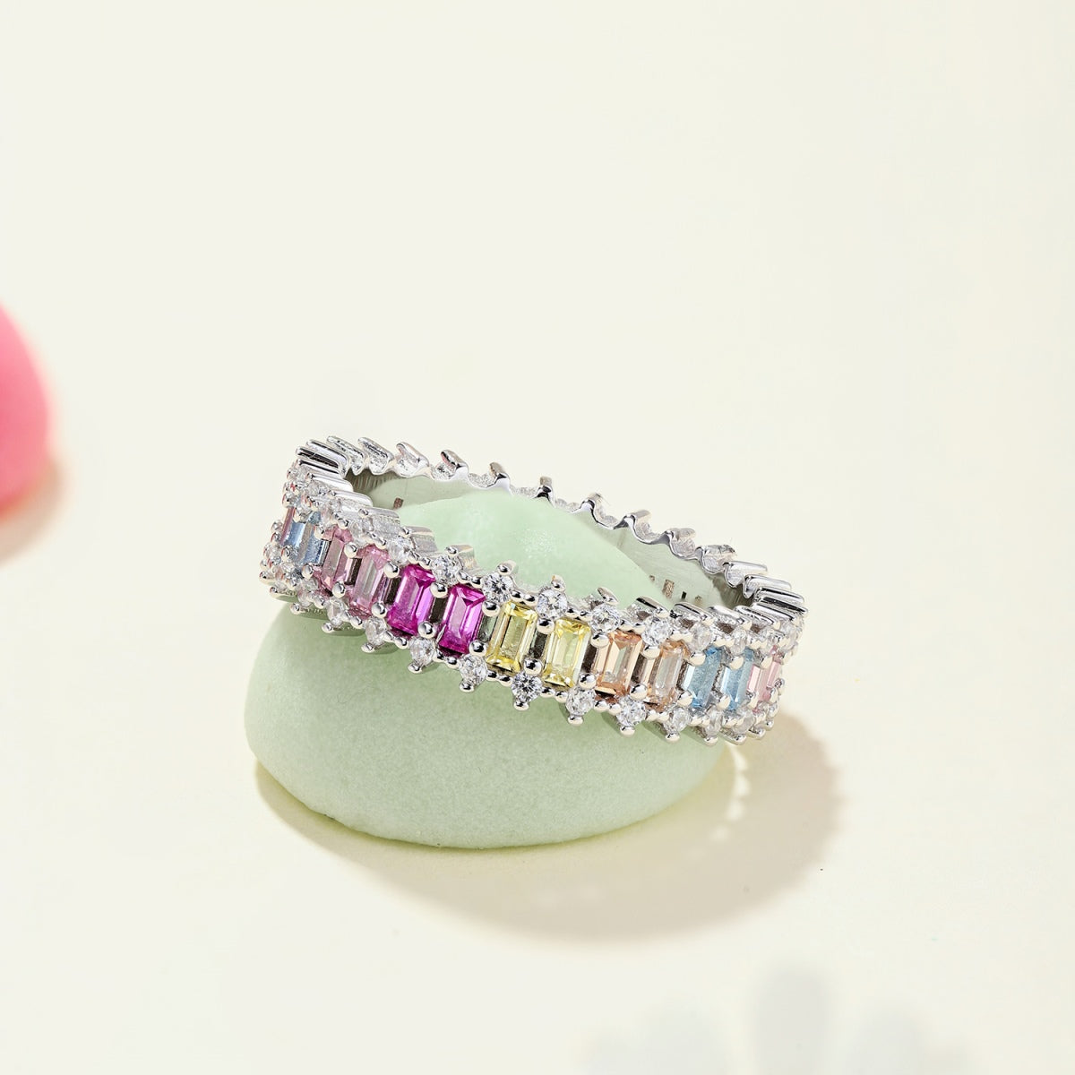 Pomuse Splashy Ornate Emerald Cut Cocktail Ring