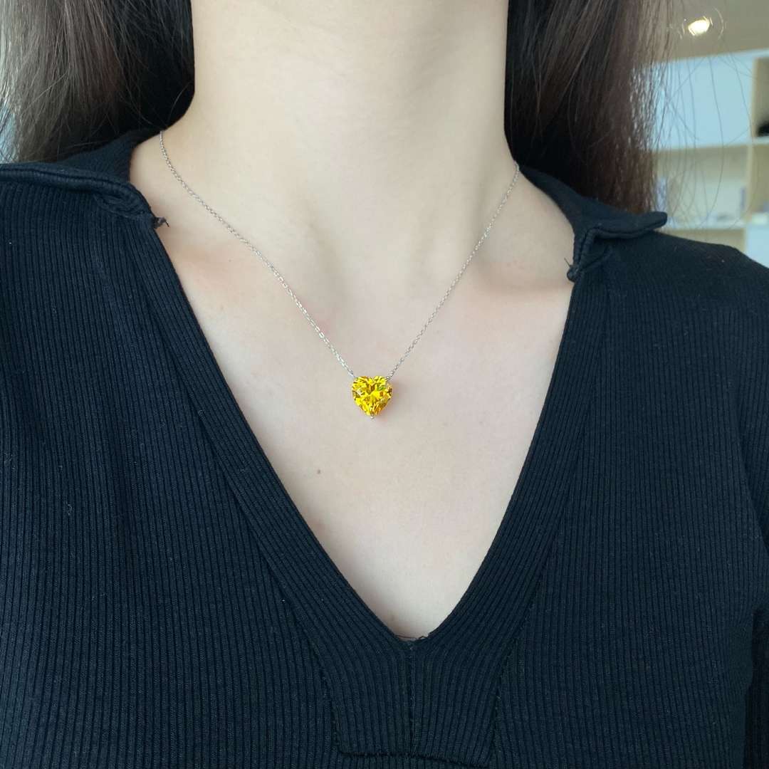 Pomuse 6.0 carat Radiant Heart Shape Necklace
