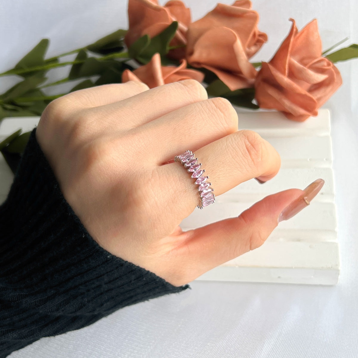 Pomuse Gorgeous Marquise Cut Tennis Ring
