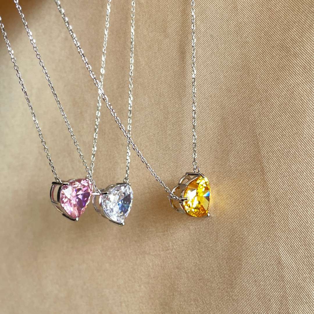 Pomuse 6.0 carat Radiant Heart Shape Necklace