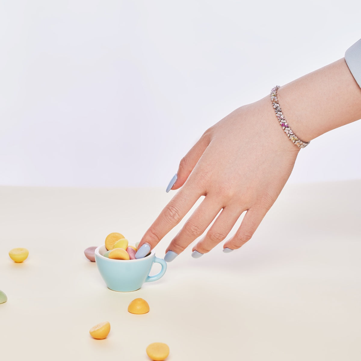 Pomuse Dazzling Unique Multi Shape Daily Bracelet