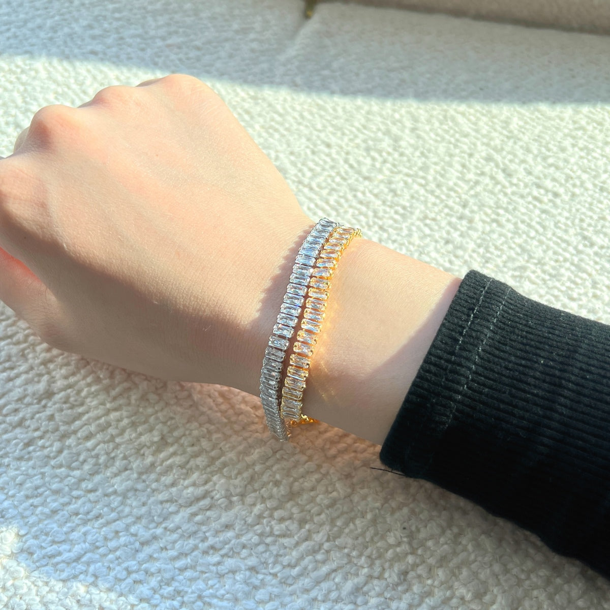 Pomuse Exquisites Smaragdschliff-Tagesarmband