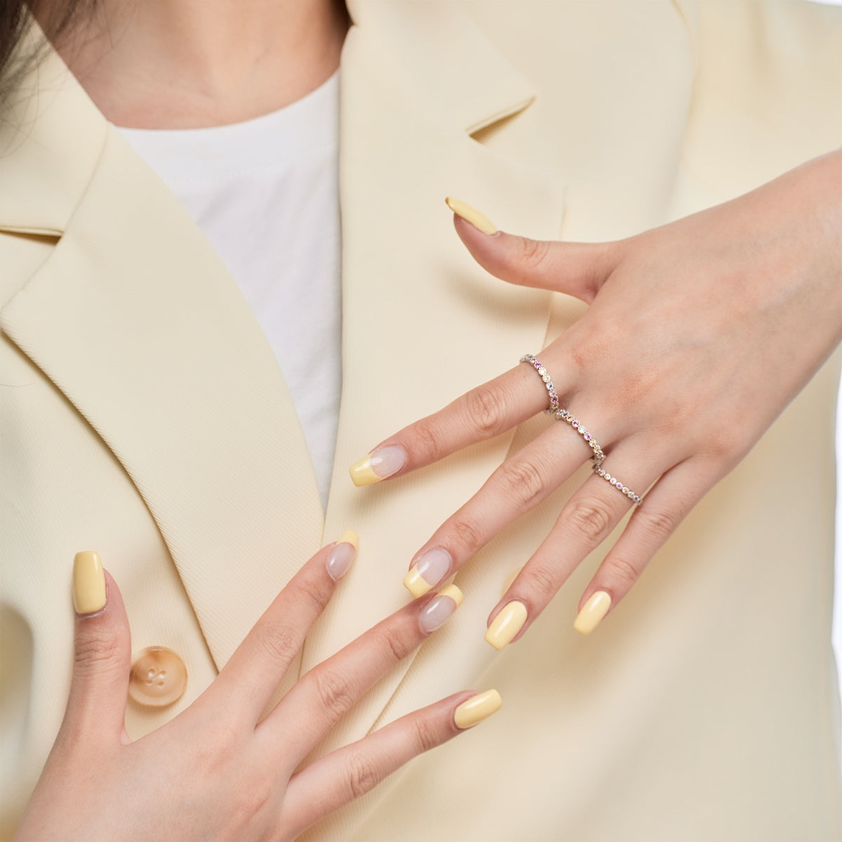 Pomuse Dazzling Lustrous Round Cut Tennis Ring