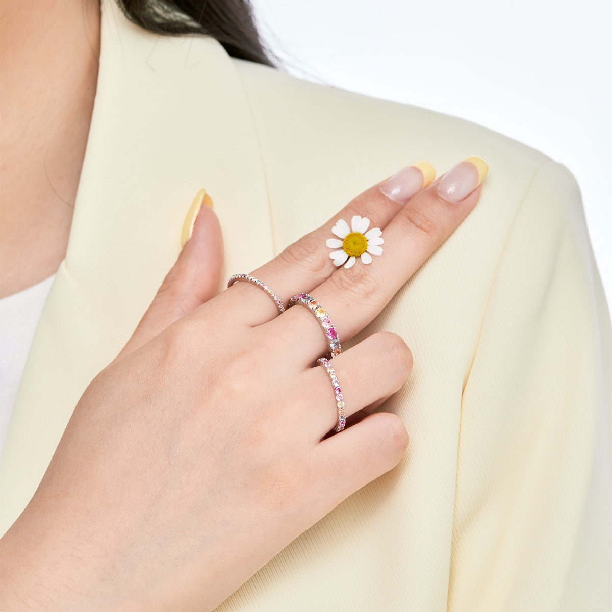 Pomuse Dazzling Lustrous Round Cut Tennis Ring