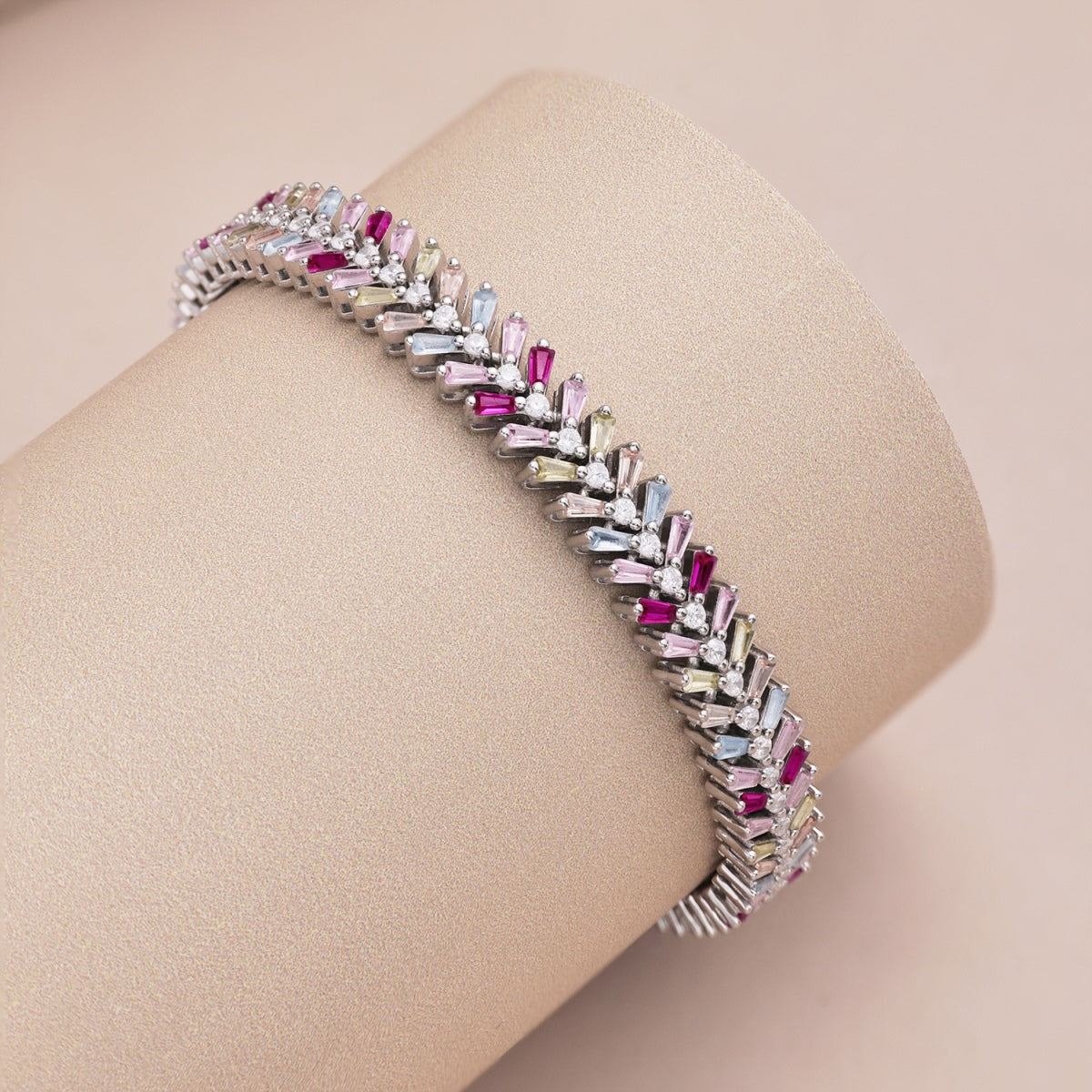 Pomuse Dainty Radiant Emerald Cut Daily Bracelet