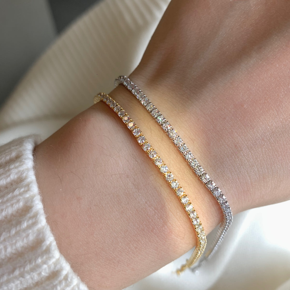 Pomuse Radiant Shinning Princess Cut Tennis Bracelet