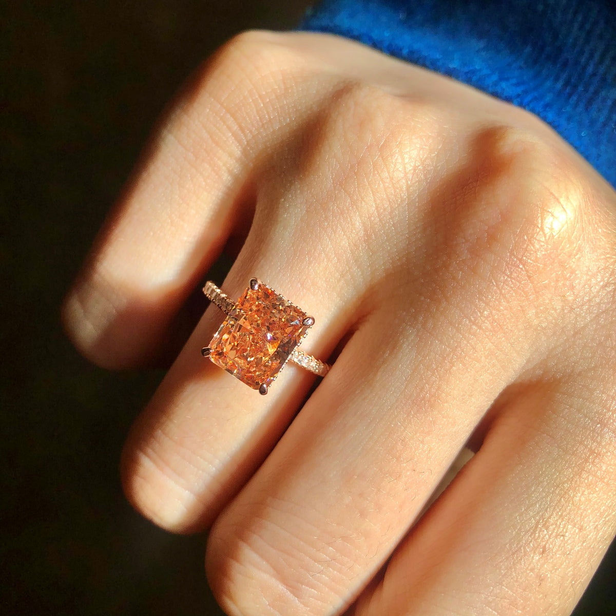 Pomuse 4.0 Carat Luxurious Engagement Ring