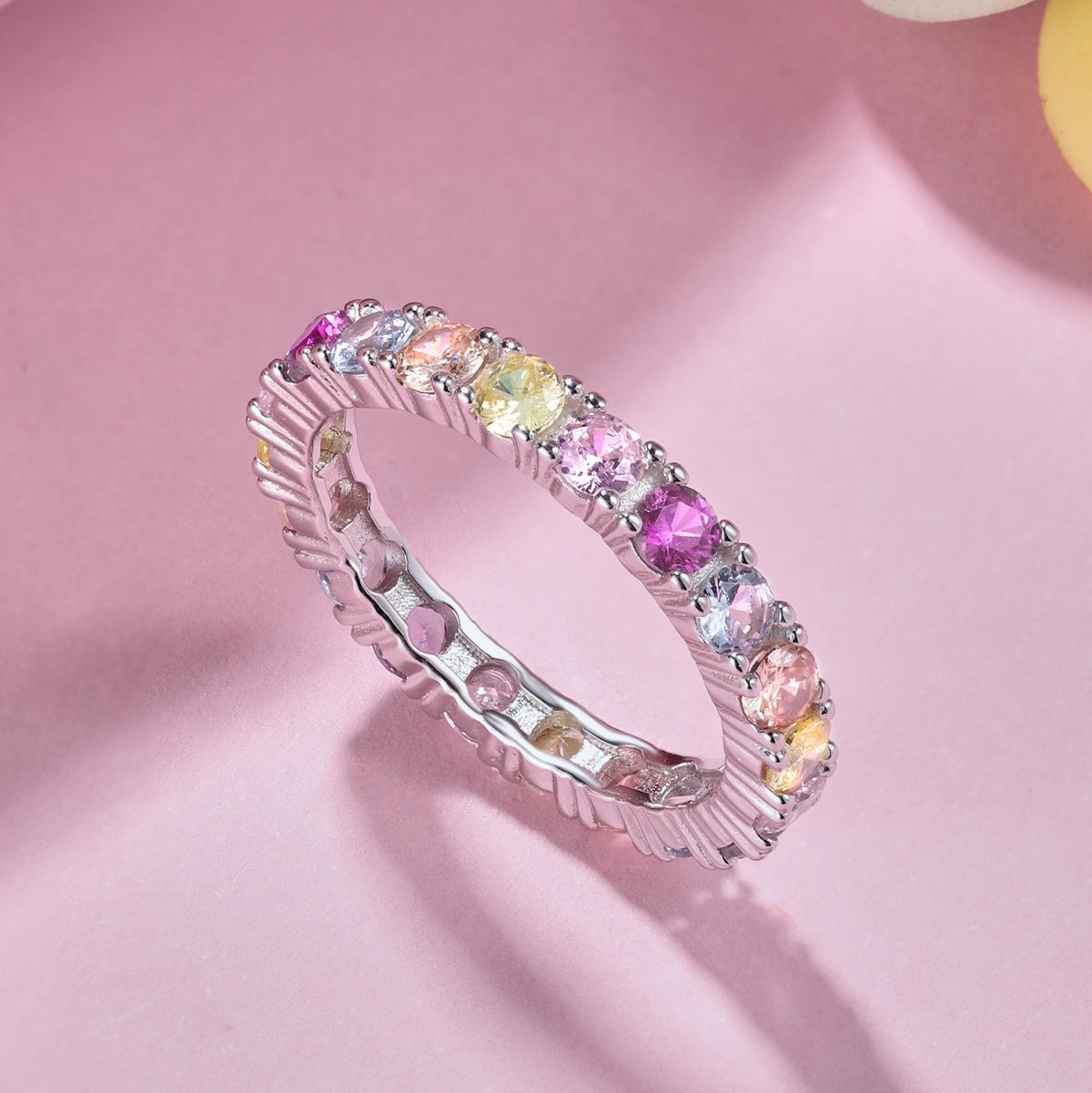 Pomuse Dazzling Lustrous Round Cut Tennis Ring