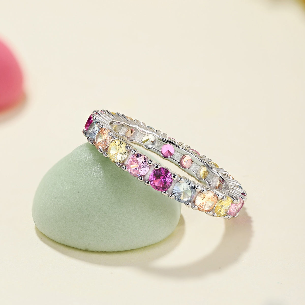 Pomuse Dazzling Lustrous Round Cut Tennis Ring