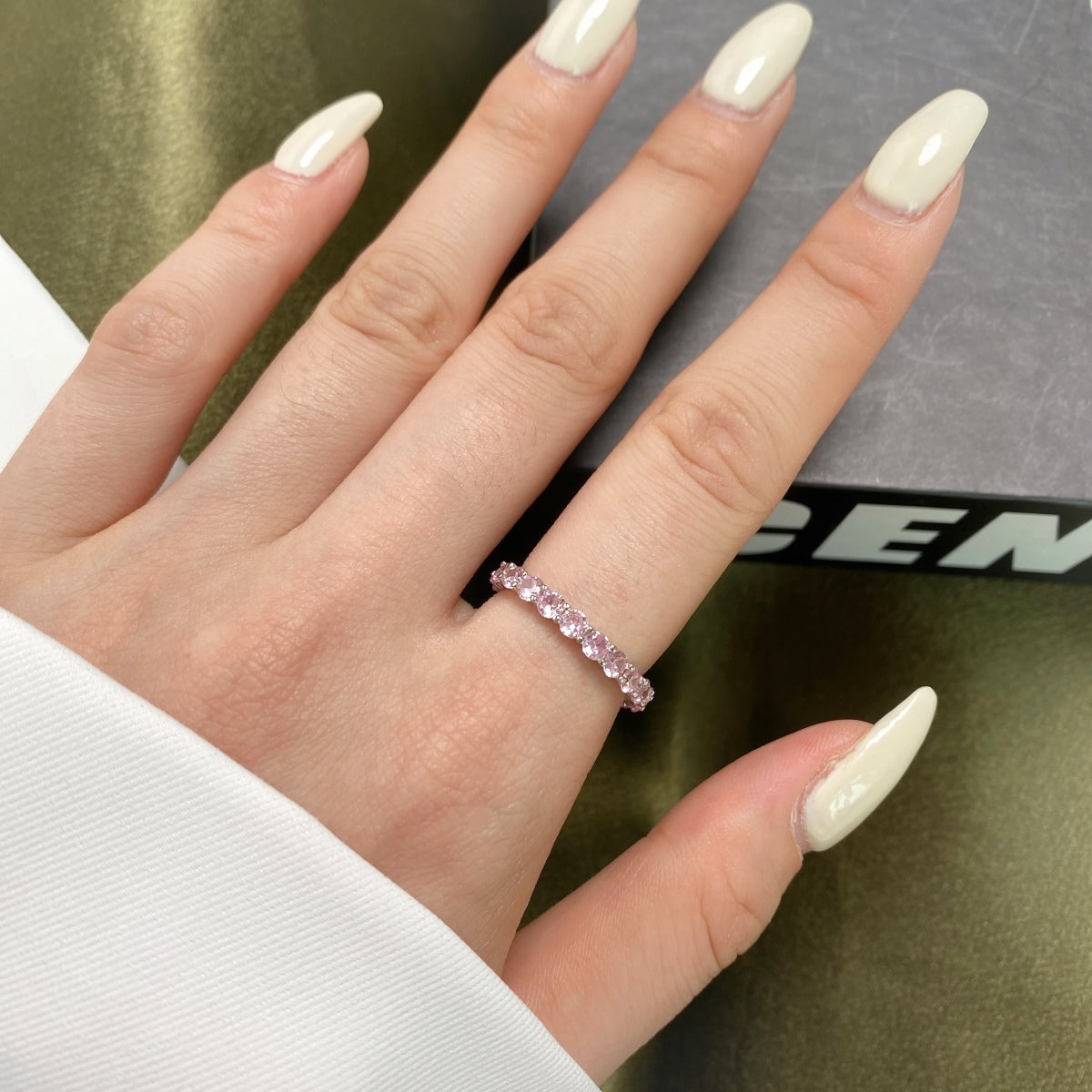 Pomuse Sparkling Round Cut Tennis Ring