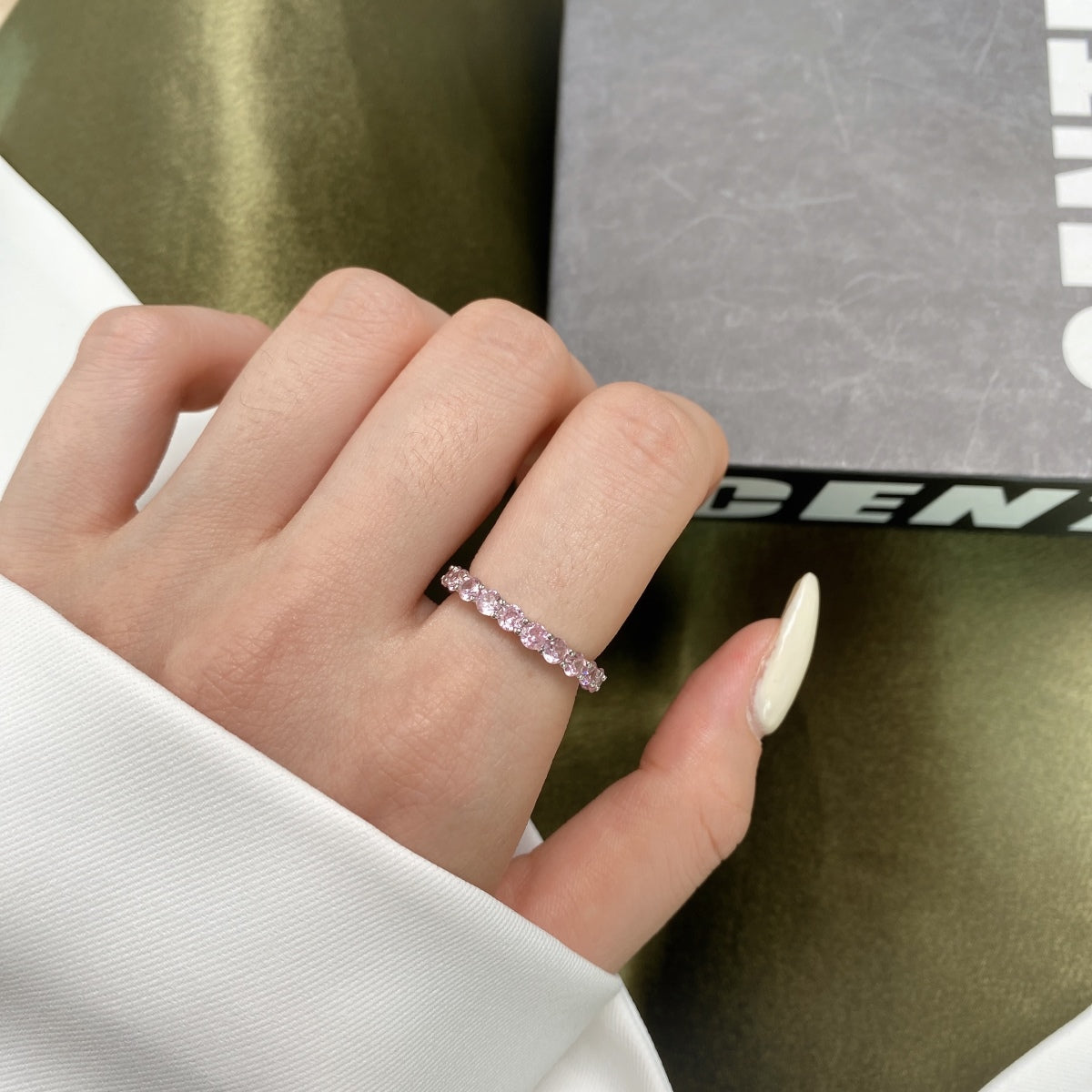 Pomuse Sparkling Round Cut Tennis Ring