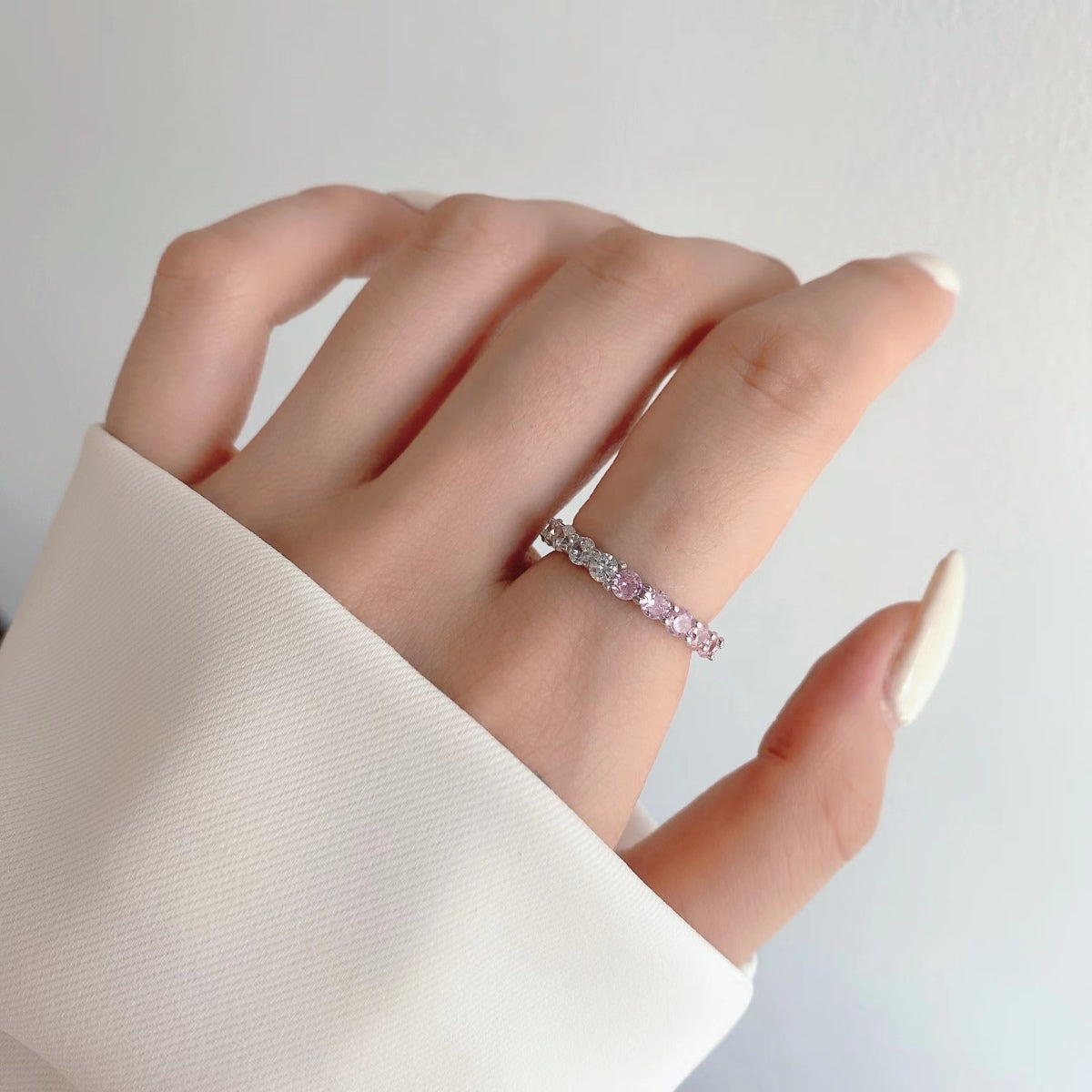 Pomuse Sparkling Round Cut Tennis Ring