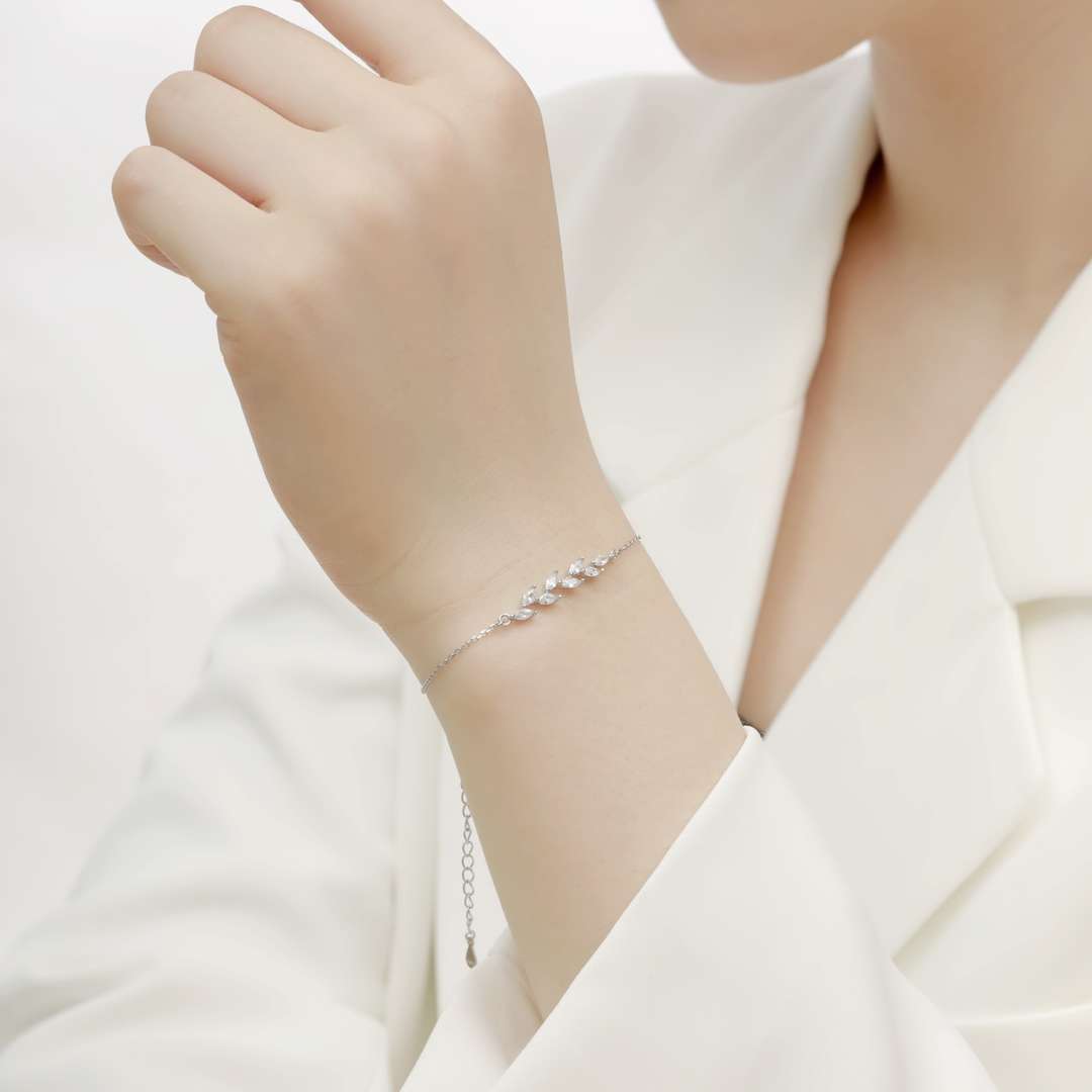 Pomuse Elegantes Armband in Weizenblattform
