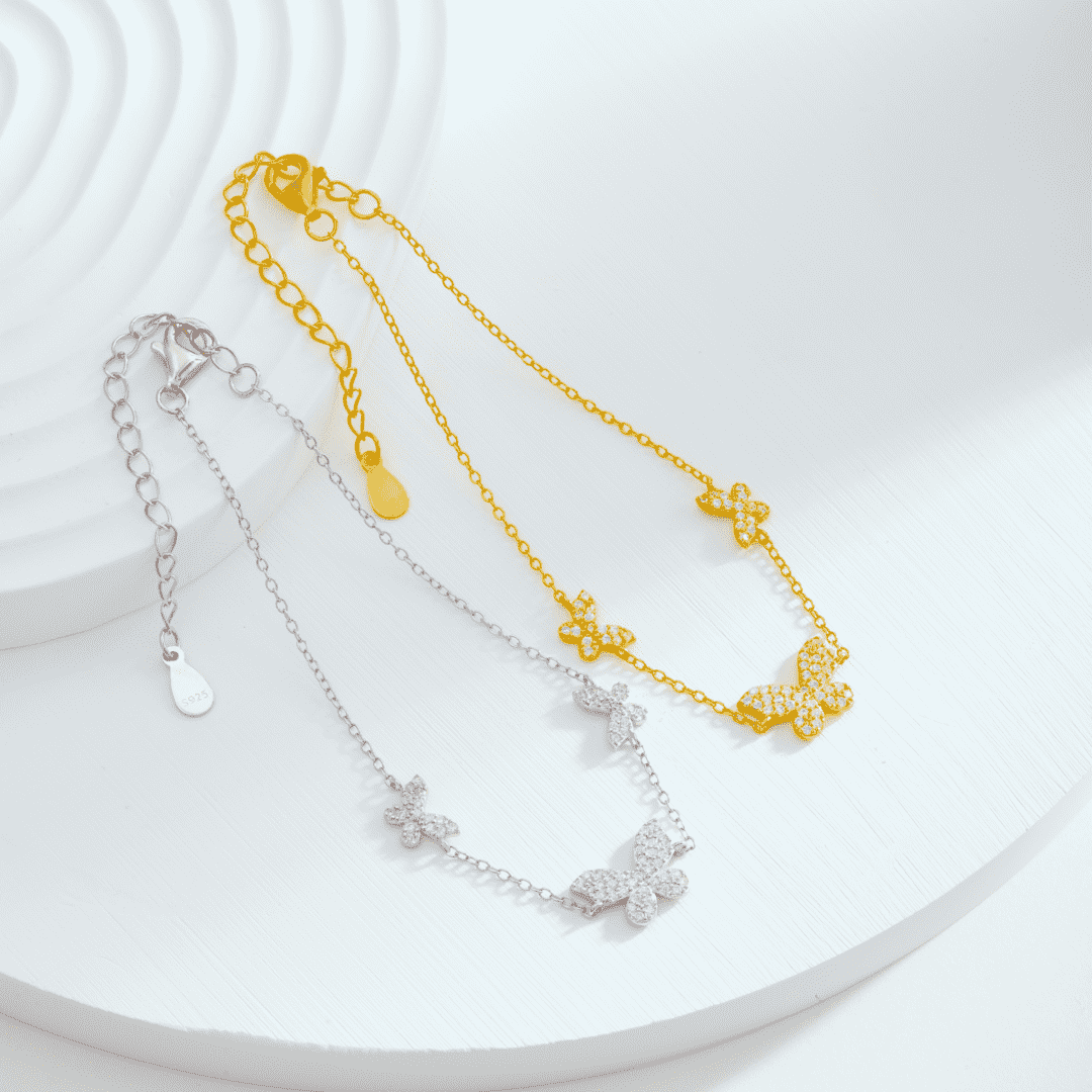 Pomuse Delicate Butterfly Pendant Bracelet