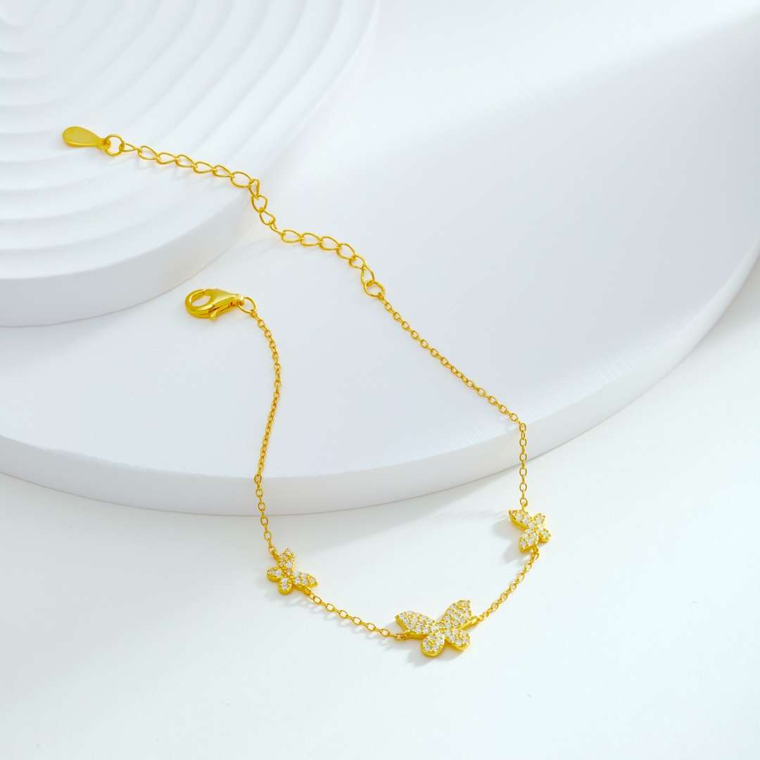 Pomuse Delicate Butterfly Pendant Bracelet