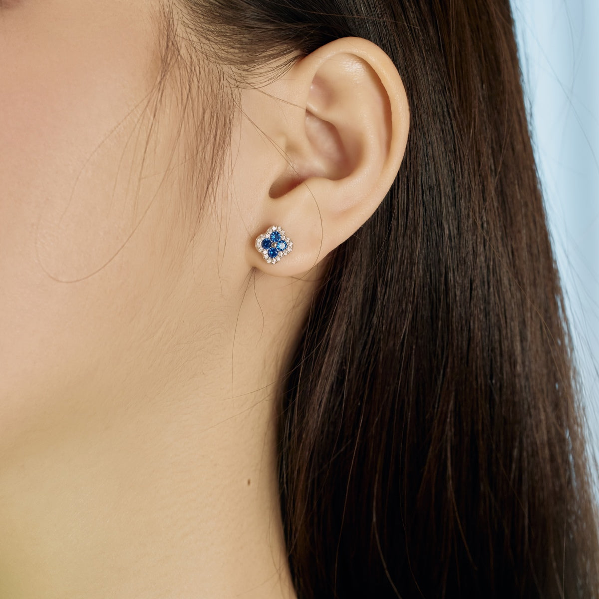 Pomuse Four-Leaf Clover Flower Shaped Earrings