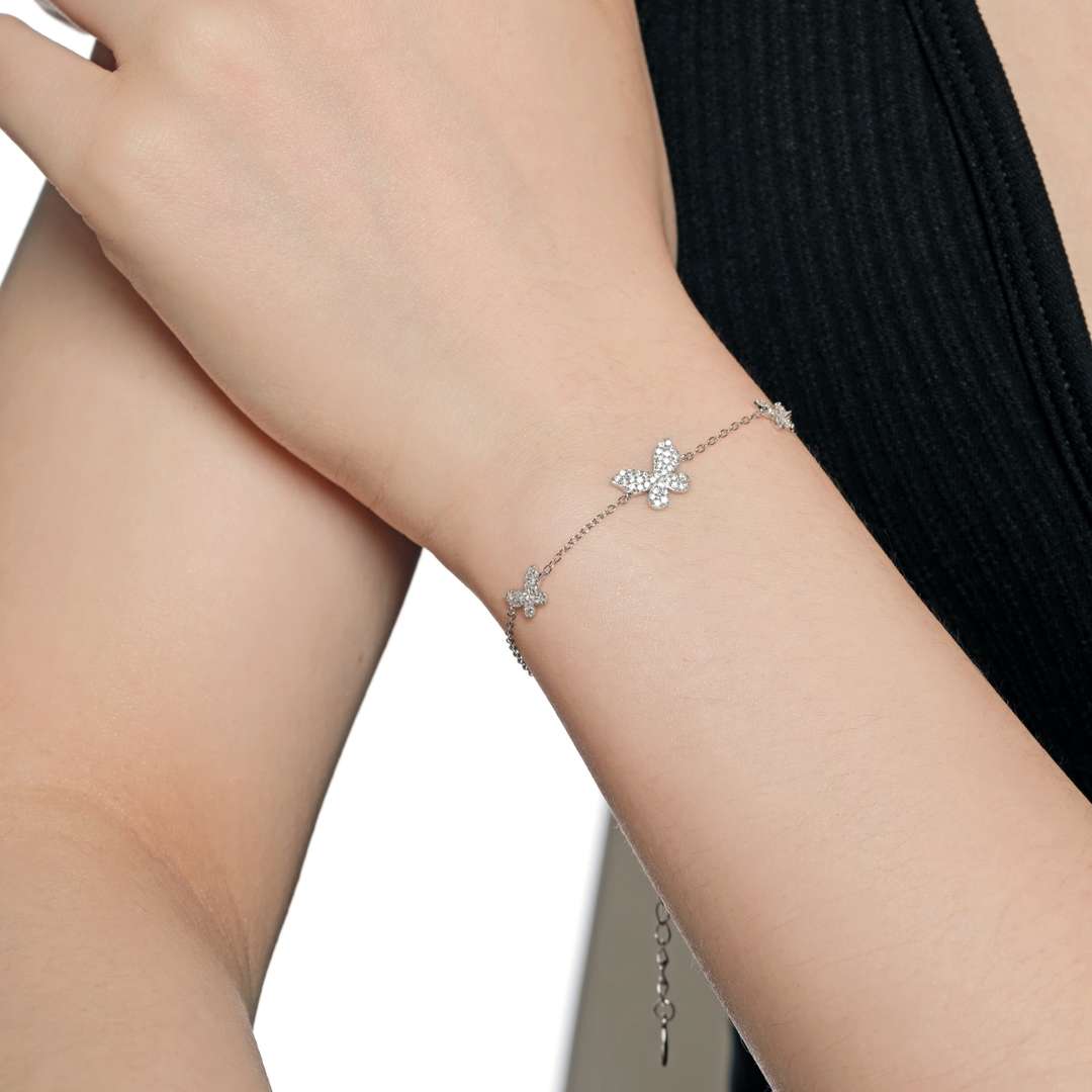 Pomuse Delicate Butterfly Pendant Bracelet