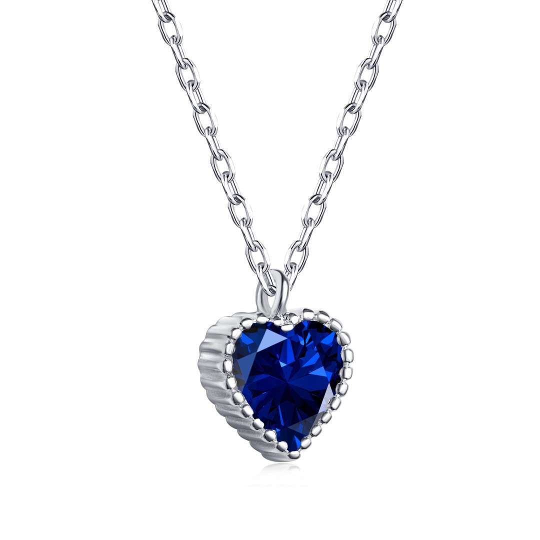Pomuse Ornate Heart Shape Necklace