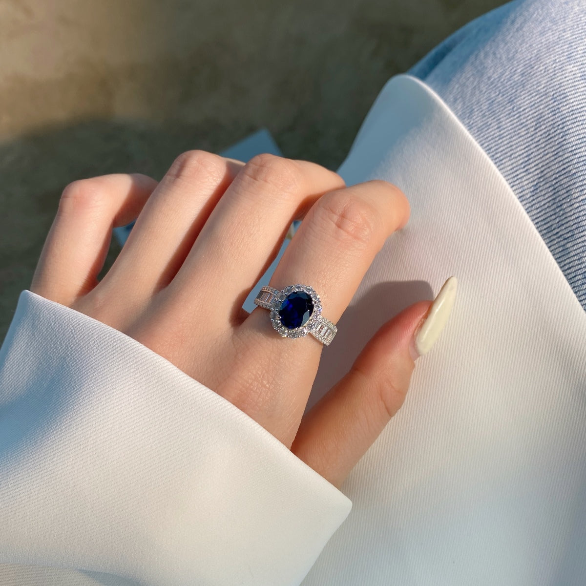 Pomuse 1.5 Carat Dazzling Charming Oval Cut Banquet Ring