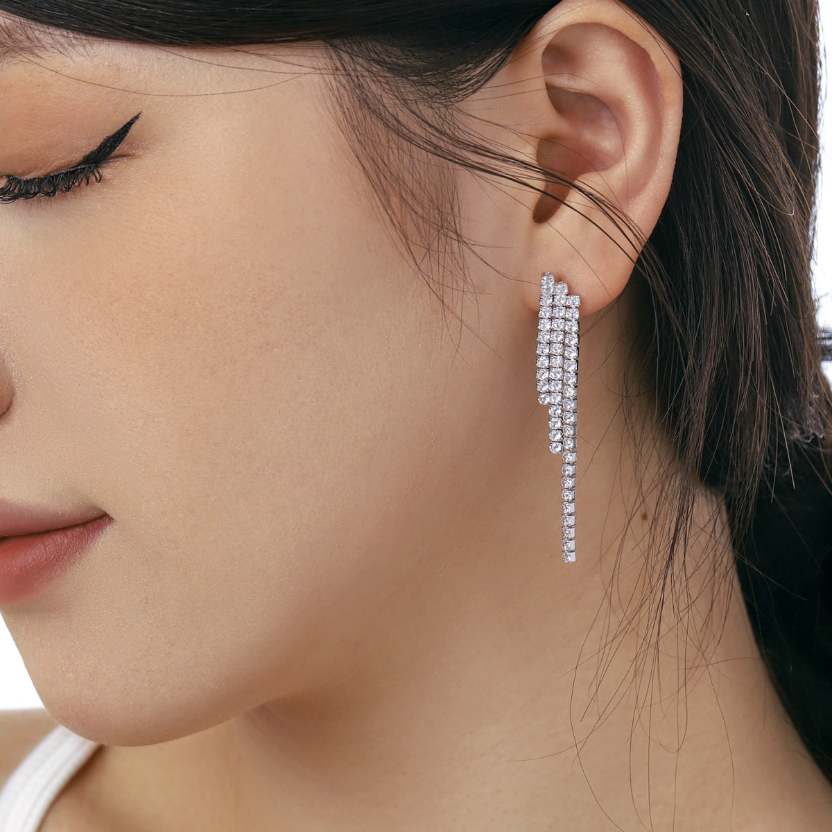 Pomuse Luxurious Dainty Banquet Earrings