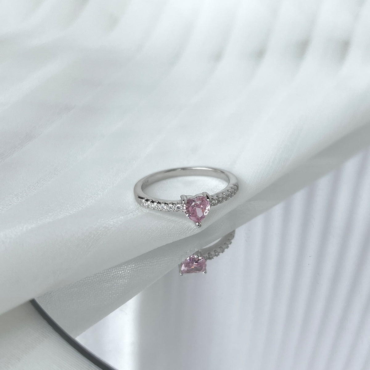 Pomuse 0.5 Carat CaratEternity Charming Heart Shape Lover Ring