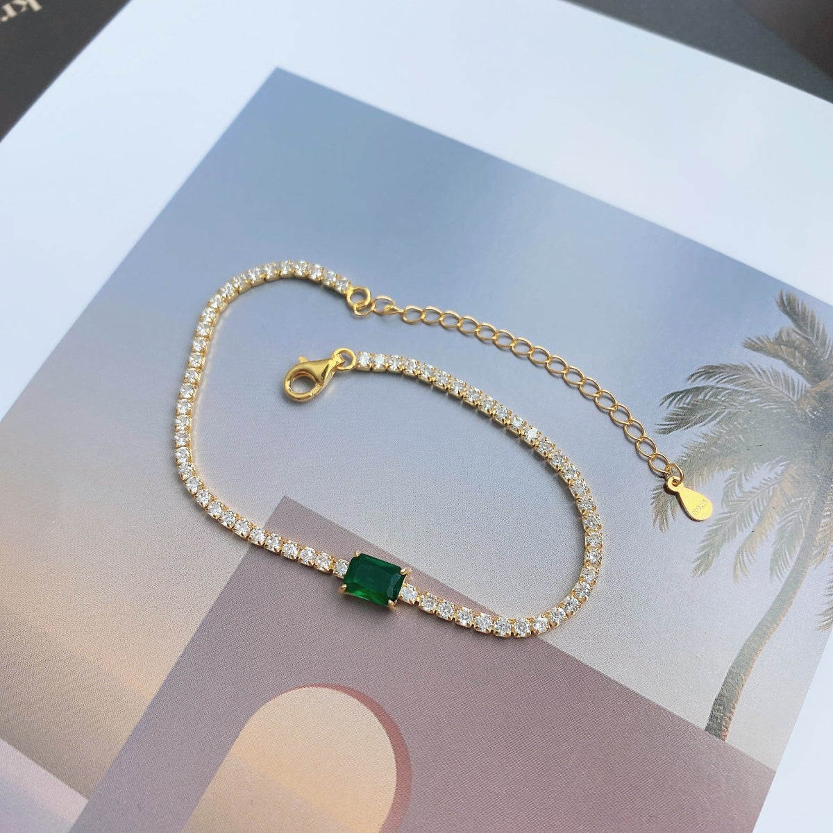 Pomuse 1.0 Carat Unique Emerald Cut Banquet Bracelet