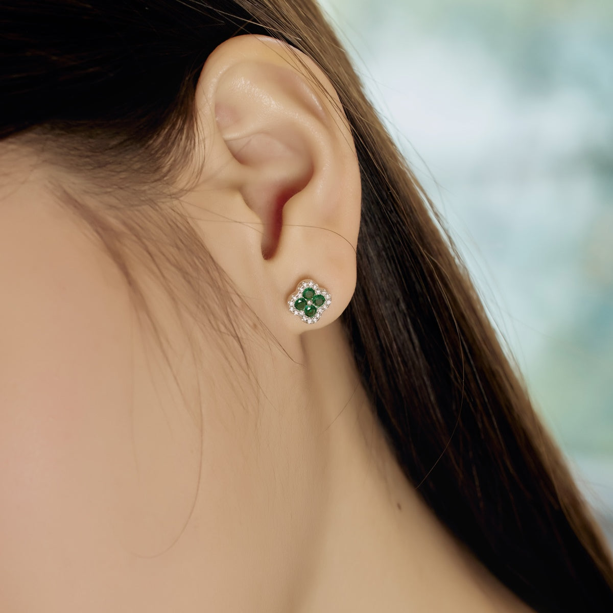 Pomuse Four-Leaf Clover Flower Shaped Earrings