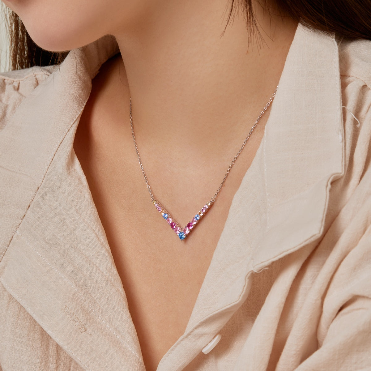Pomuse Ornate Round Cut Necklace