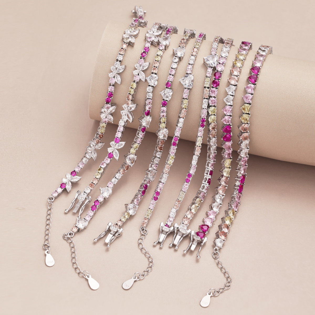 Pomuse Sparkling Colorful Full Heart Tennis Necklace