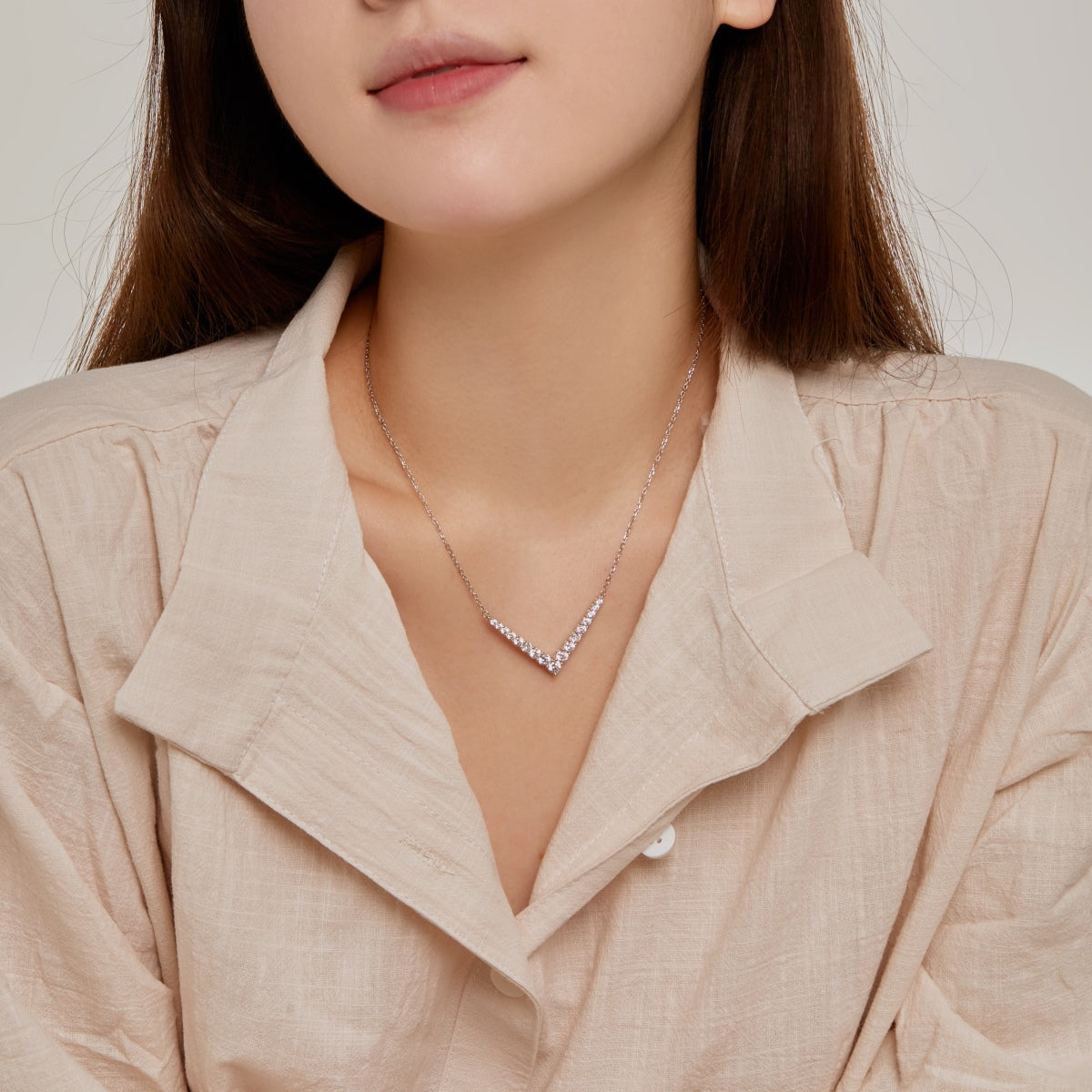 Pomuse Ornate Round Cut Necklace
