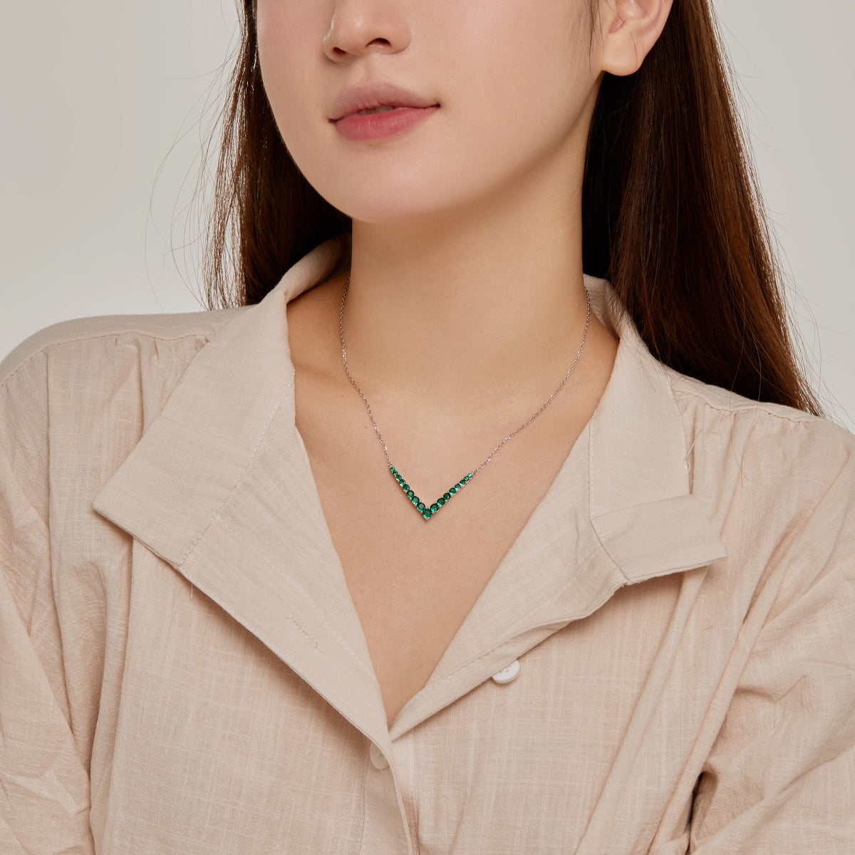 Pomuse Ornate Round Cut Necklace