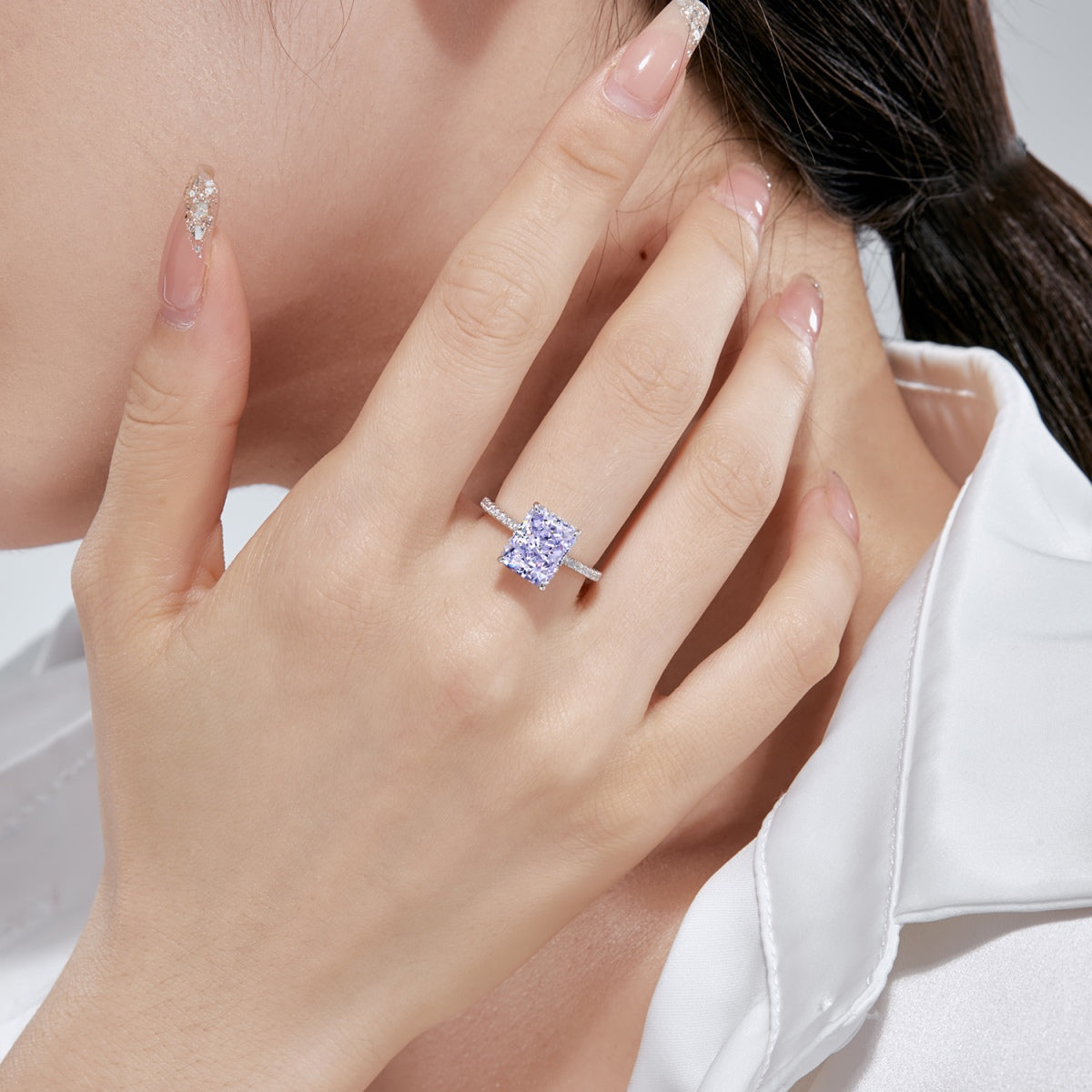 Pomuse 4.0 Carat Luxurious Engagement Ring