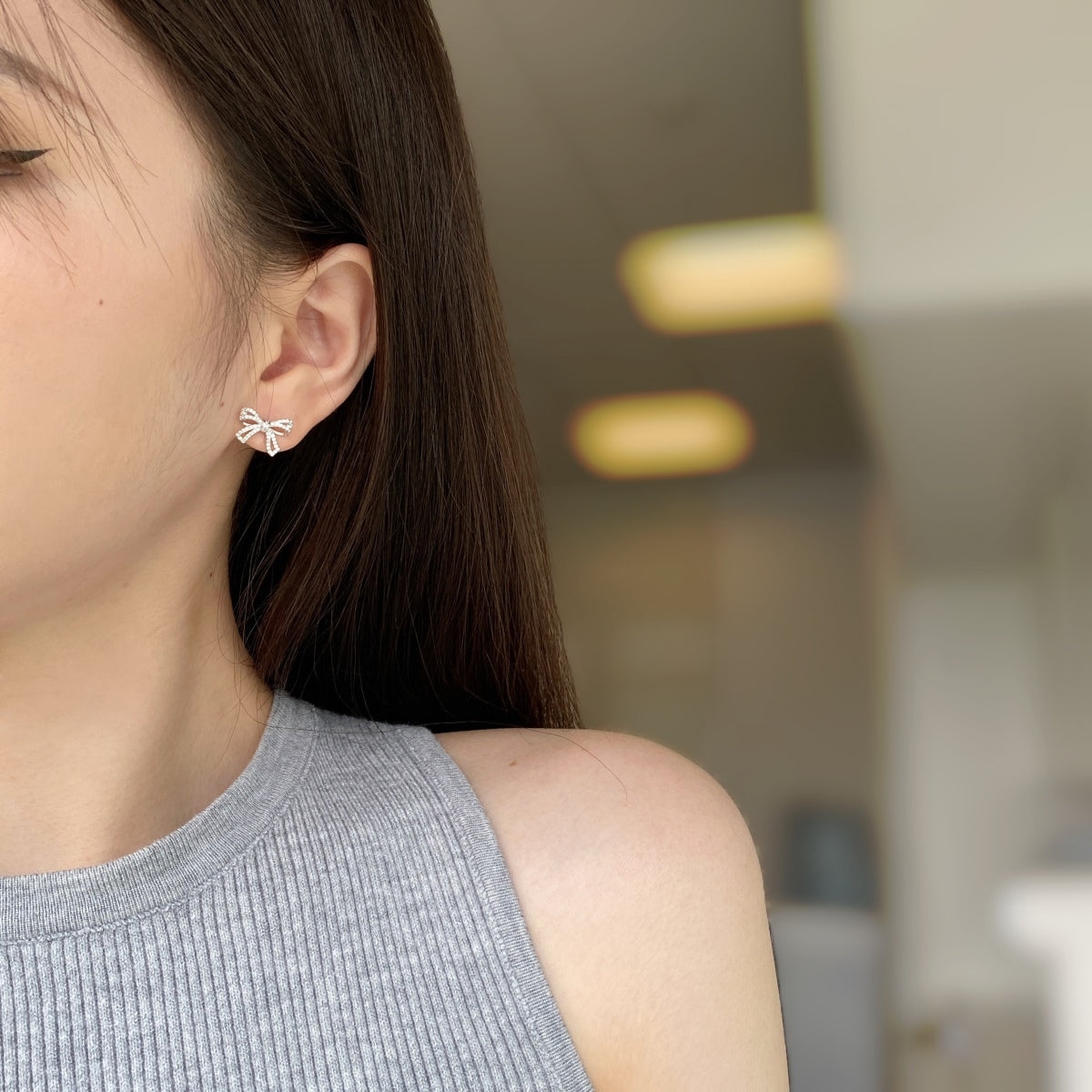 Pomuse Dainty Bow Shape Earrings
