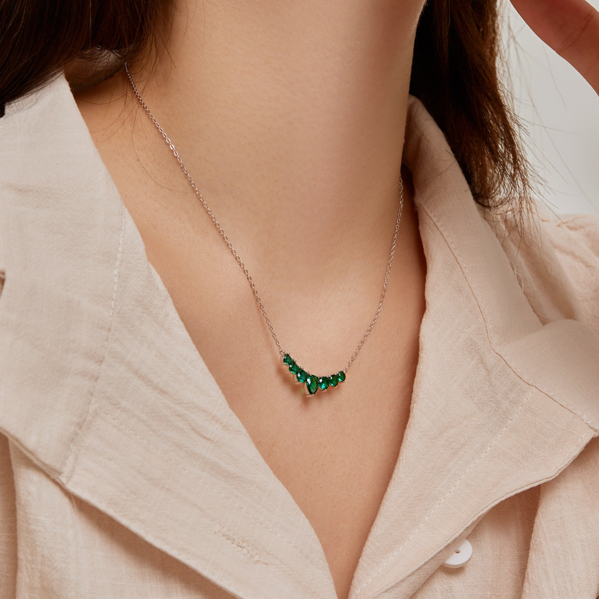 Pomuse Dainty Colorful Heart Necklace